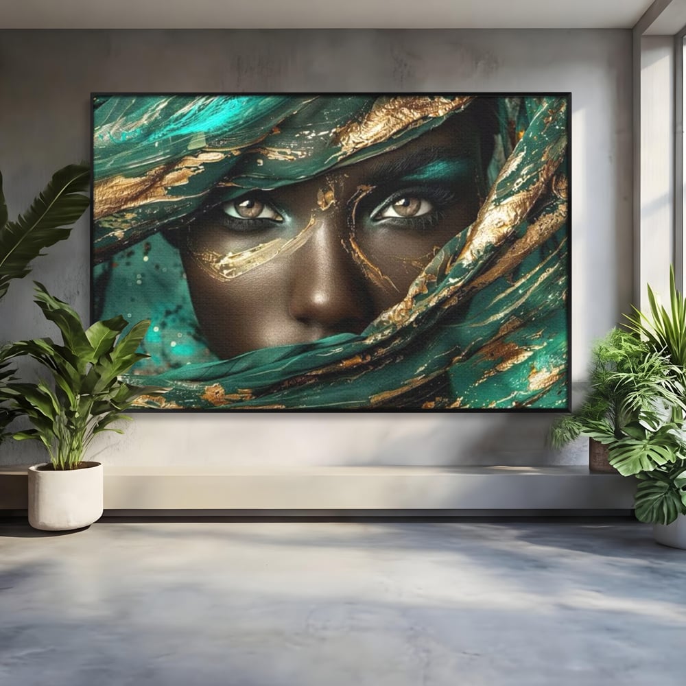 Tablou canvas cu portret artistic cu ochi caprui si tesatura verde, in rama de aluminiu negru